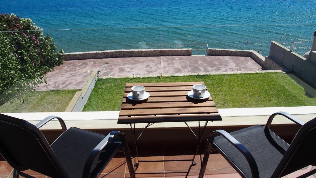 Dip In The Blue - 2 Villa Agios Georgios  Dış mekan fotoğraf